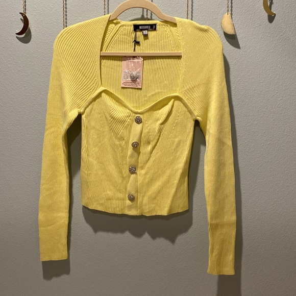 NWT Missguided / Fun Sweetheart Diamante Button LS Sweater Top. Yellow. Knit. - Picture 11 of 12
